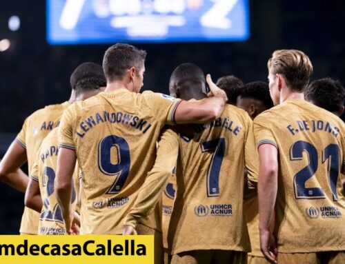 La Penya Solera posa bus per veure el debut del Barça a la Champions