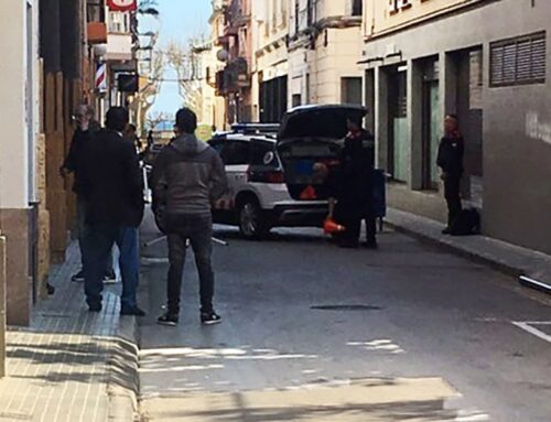 Mor sobtadament un home en una perruqueria del carrer Sant Pere