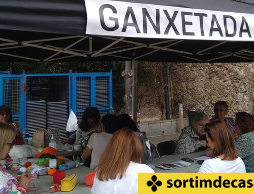 Calella Artesana organitza una nova ganxetada solidària amb La Marató