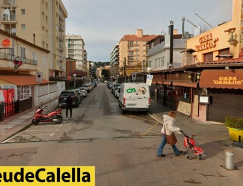 El mal estat de les voreres del carrer Turisme fa entrebancar als vianants