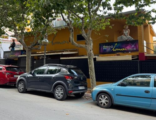 Un home acaba detingut per apunyalar-ne un altre al braç a les portes de la discoteca Lemon