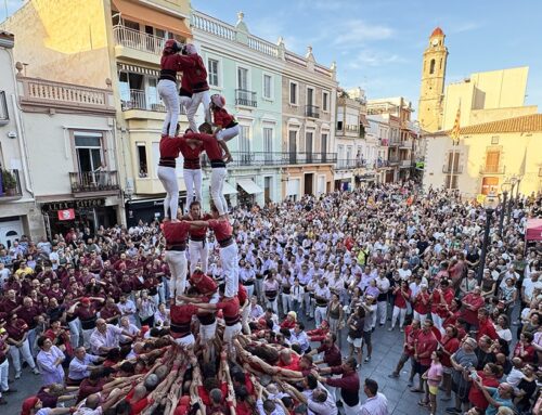 Els Maduixots fan d’amfitrions a la diada castellera amb els Minyons de Terrassa i els Xics de Granollers
