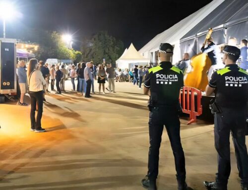Detingut un home per agredir un agent de la Policia Local acabant una nit de Barraques
