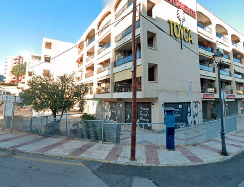 Un home en cerca i captura per deixar en mort cerebral una noia i en estat crític a la mare als apartaments Toyca