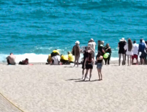 Mor ofegat un home de 55 anys a la platja Gran