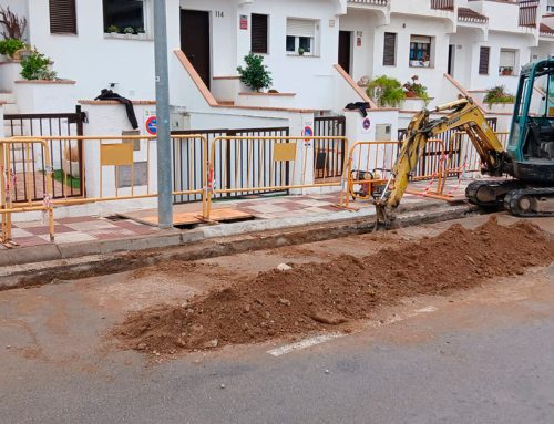 Una excavadora perfora una canonada de gas a la Riera Capaspre