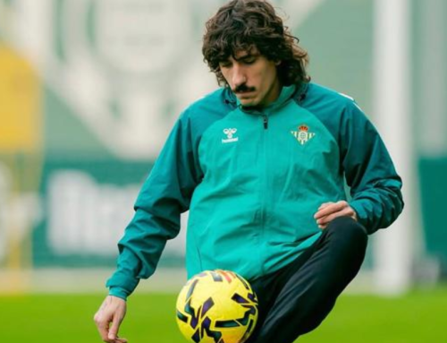 El futbolista calellenc Héctor Bellerín es querella contra el youtuber Iñaki Angulo per insults homòfobs